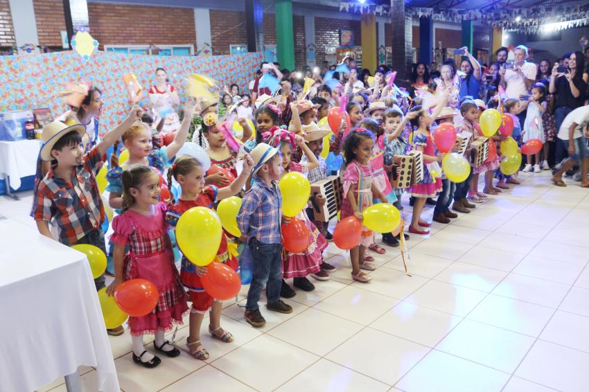 Festa Junina da Escola Silvia Helena Machado 
