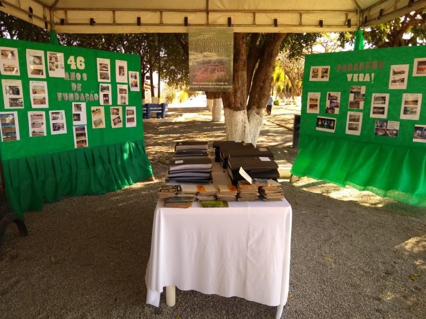 Exposição fotográfica do aniversário de 46 anos de fundação do município de Vera