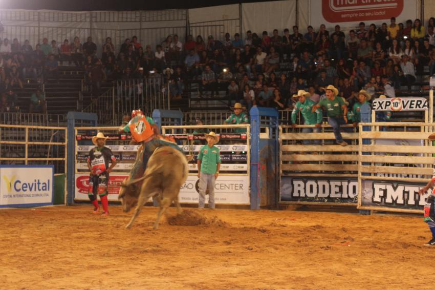 10ª Expovera 2018 lota arena da área de Lazer Irmã Adélis