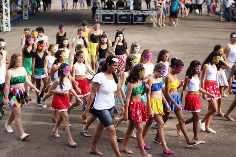 #VERANAFOLIA - Domingo Matinê