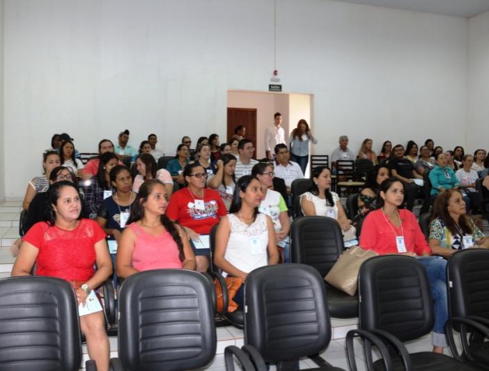 Secretário de Agricultura pleiteia resfriadores de Leite para Deputado e tem resposta positiva